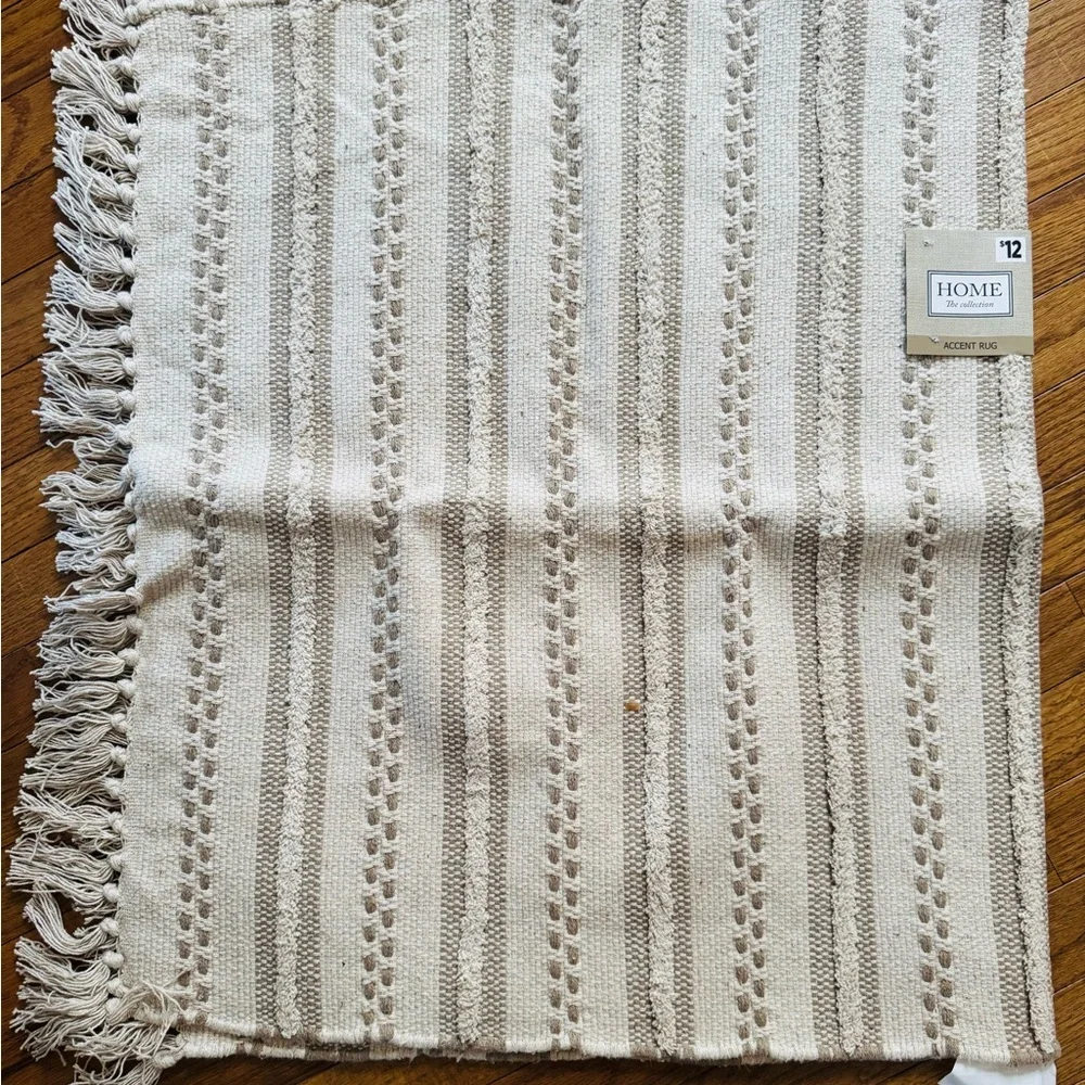 NWT Home Collection Cream and natural tan Striped Handwoven Rug
